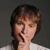 Евгений Смирнов — автор подкаста «Ложки нет»